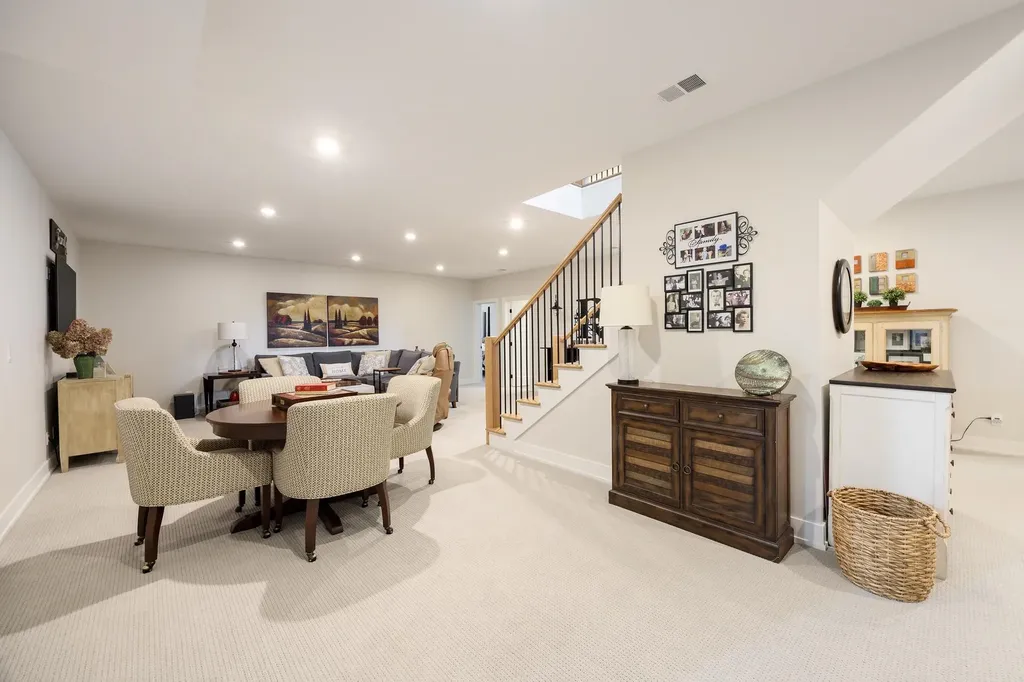 176 Vineyard Ridge Drive Peninsula Township MI 49686