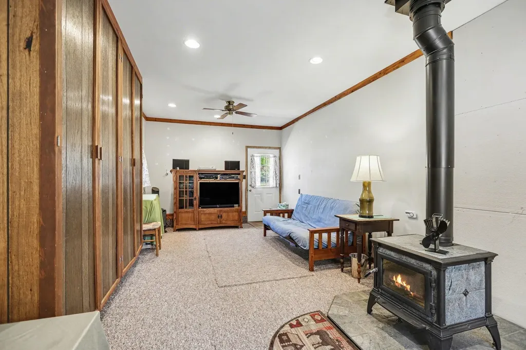 9840 S Parrott Circle SE Garfield Township MI 49633