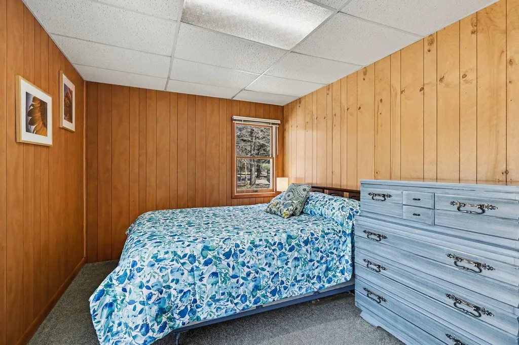 9840 S Parrott Circle SE Garfield Township MI 49633