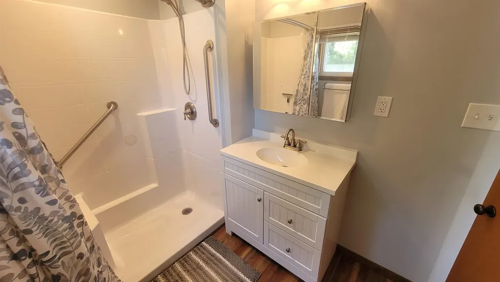 9840 S Parrott Circle SE Garfield Township MI 49633