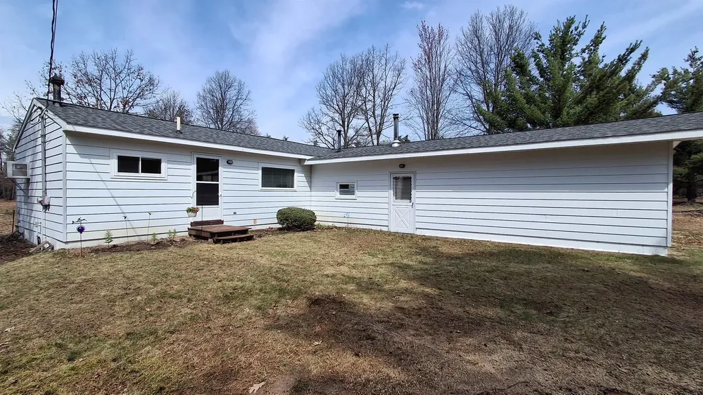 9840 S Parrott Circle SE Garfield Township MI 49633