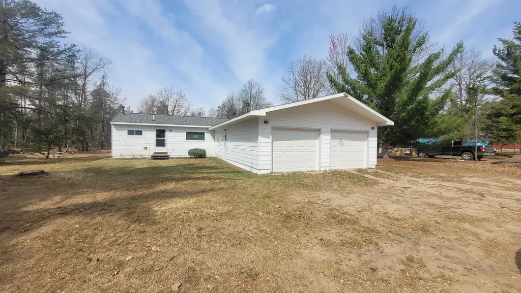 9840 S Parrott Circle SE Garfield Township MI 49633
