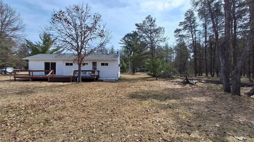 9840 S Parrott Circle SE Garfield Township MI 49633