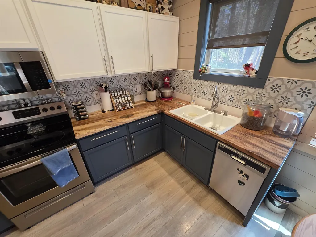 4549 Lund Springfield Township MI 49633