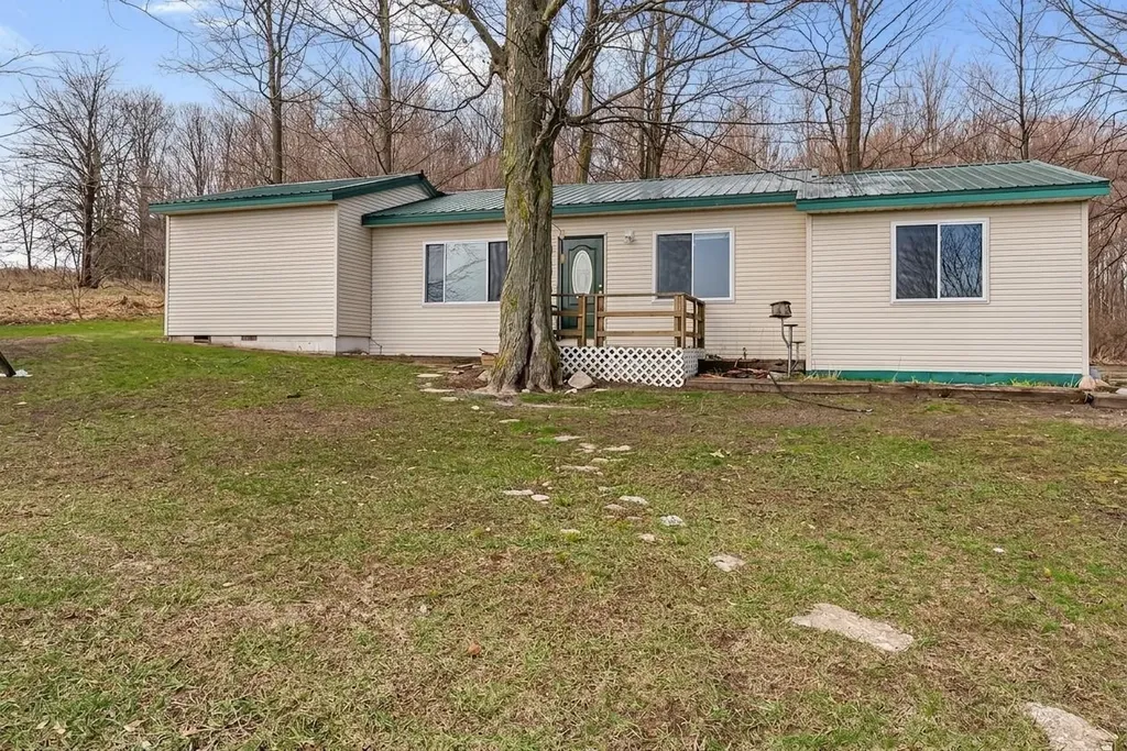 7710 Us-31 N Acme Township MI 49690