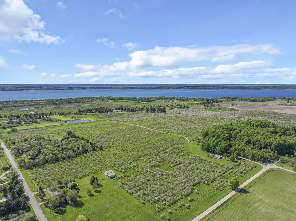 7710 Us-31 N Acme Township MI 49690