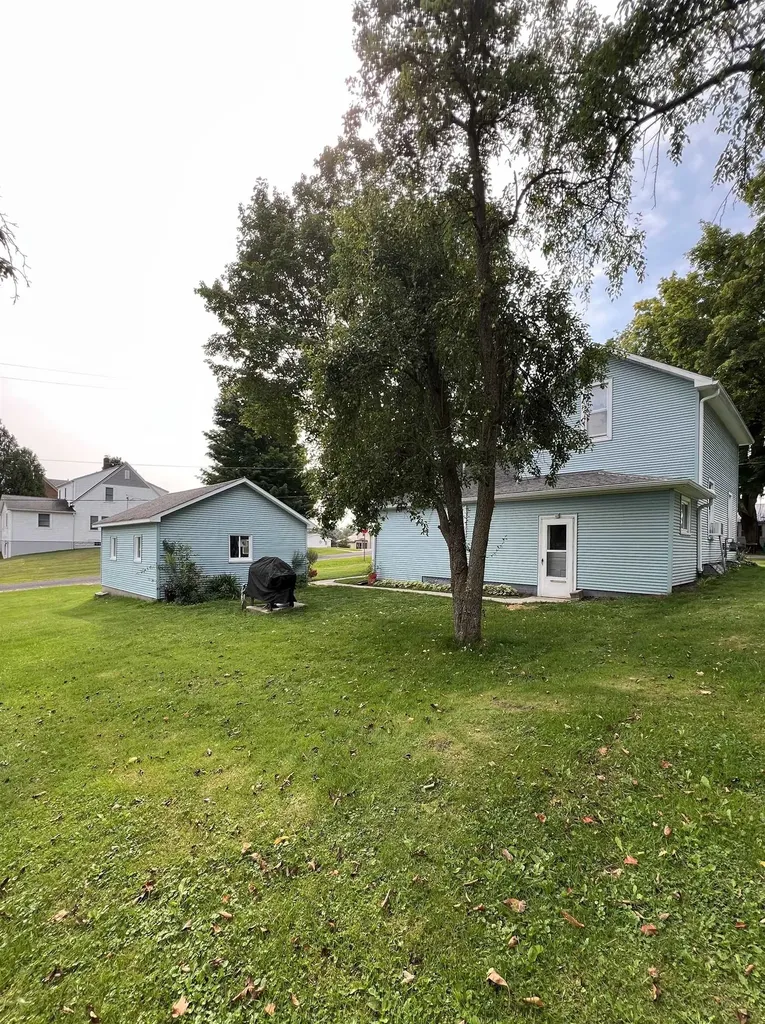 200 W Main Le Roy Township MI 49655