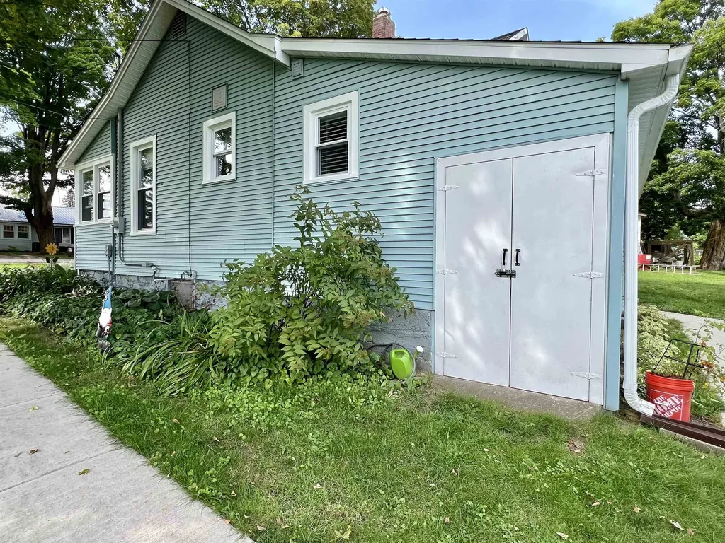 200 W Main Le Roy Township MI 49655