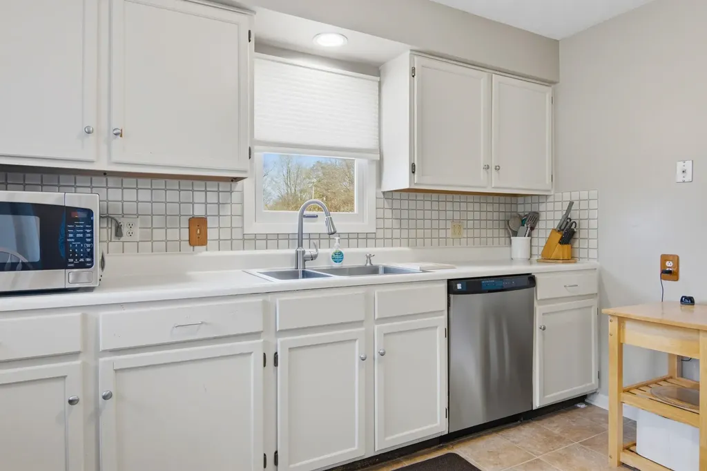 602 E Cayuga Street Kearney Township MI 49615