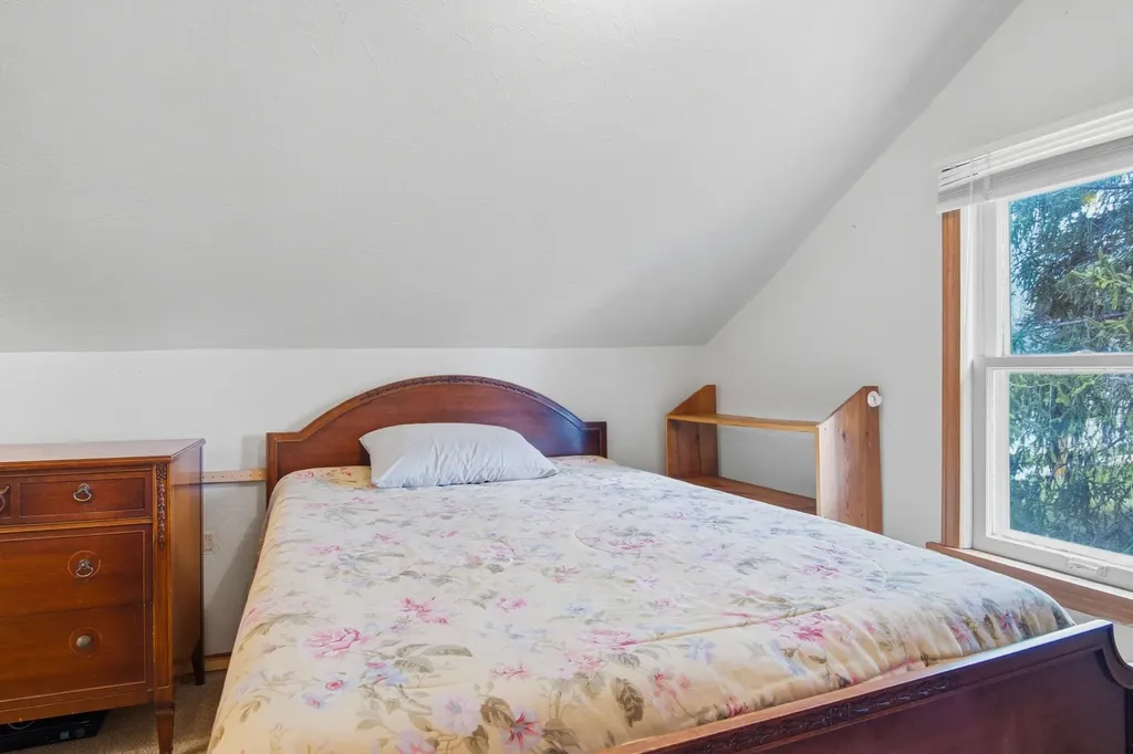 602 E Cayuga Street Kearney Township MI 49615