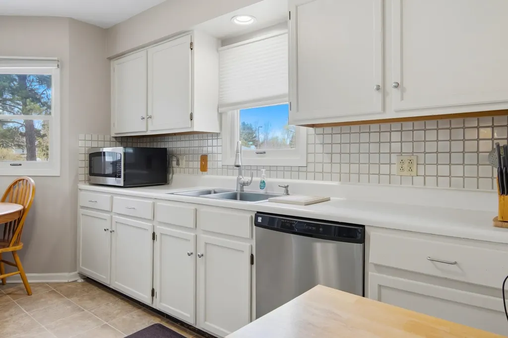 602 E Cayuga Street Kearney Township MI 49615