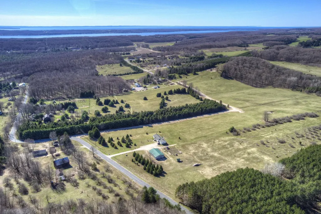 7684 Honey Hollow Road Forest Home Township MI 49615