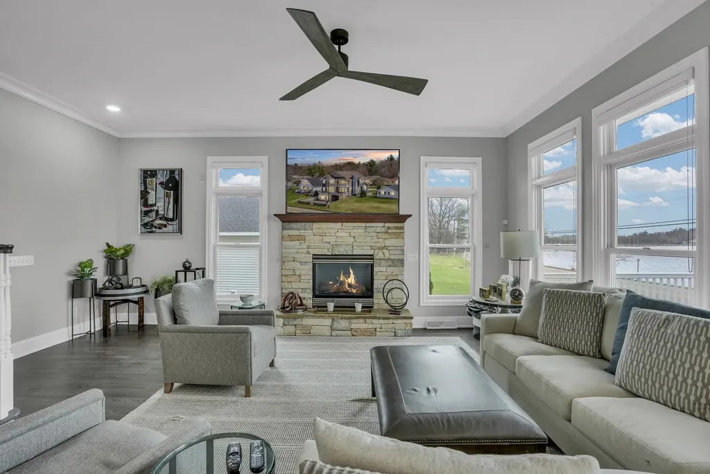 2121 Sunnyside Drive Cadillac City MI 49601