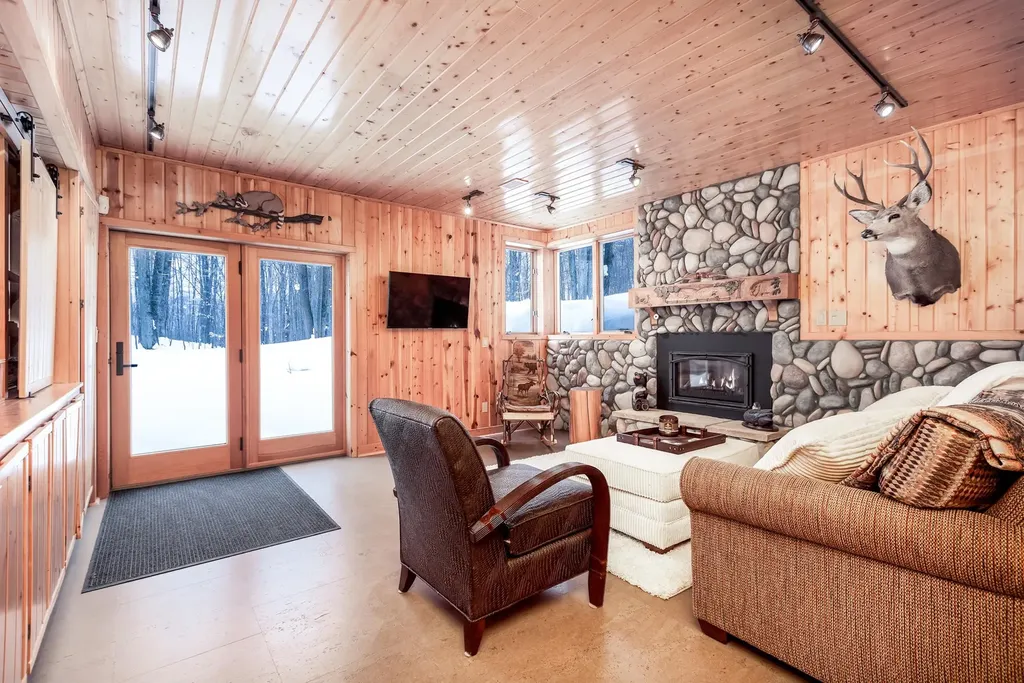 11610 Mountainwoods Drive Weldon Township MI 49683