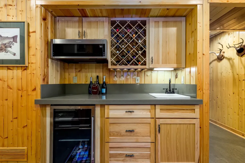 11610 Mountainwoods Drive Weldon Township MI 49683