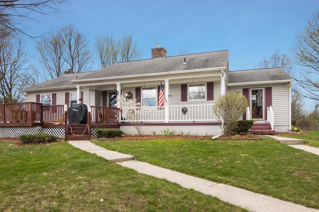 8124 Crisp Road Whitewater Township MI 49690
