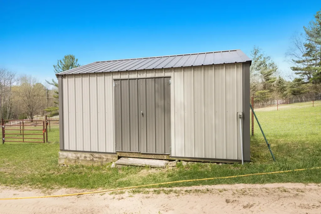 8124 Crisp Road Whitewater Township MI 49690