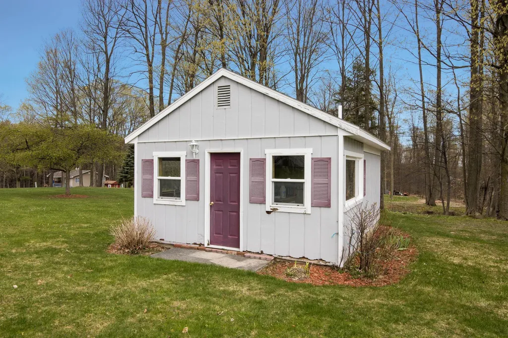 8124 Crisp Road Whitewater Township MI 49690