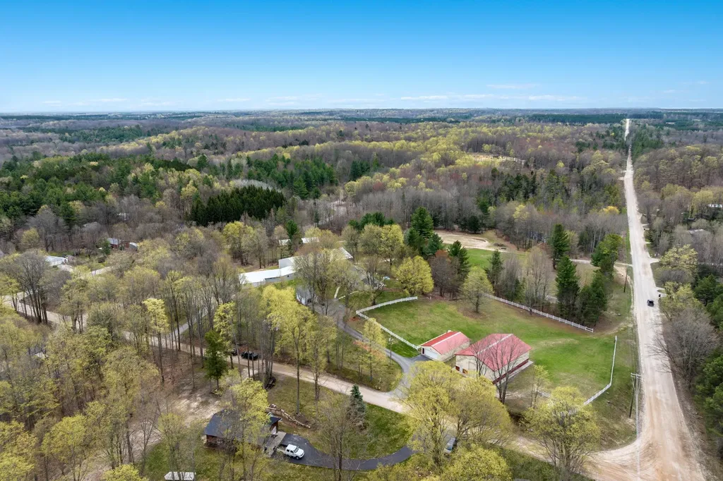 8124 Crisp Road Whitewater Township MI 49690