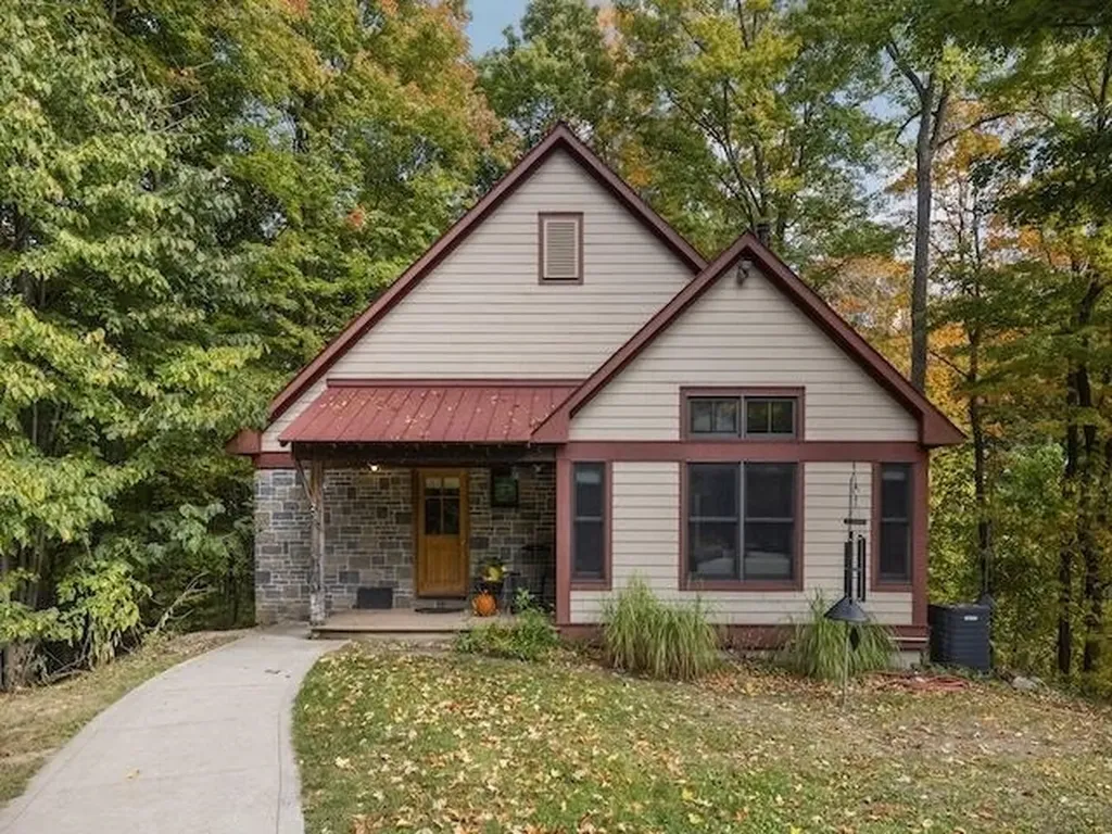 55 S Hope Ridge Blair Township MI 49696