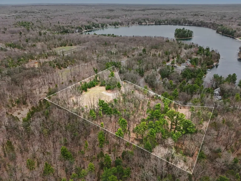 195 Starflower Lane Whitewater Township MI 49686