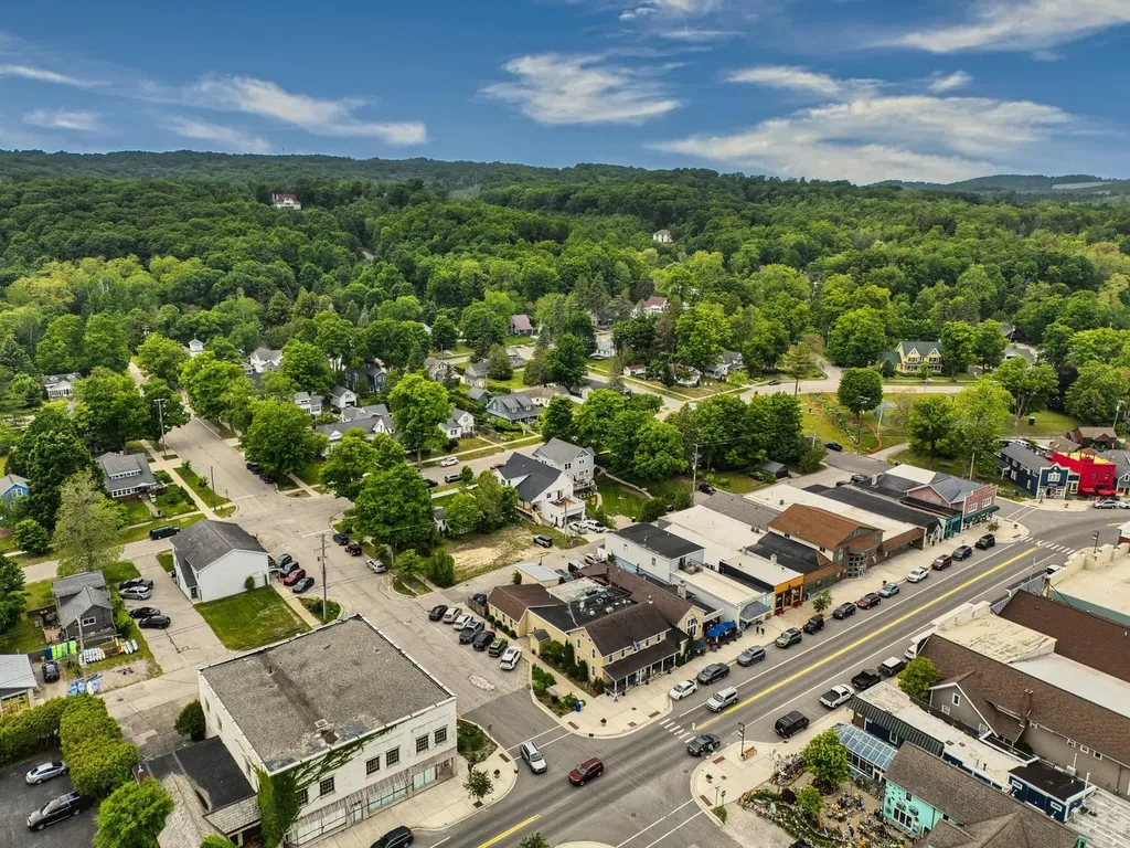112 W Madison Avenue Suttons Bay Township MI 49682