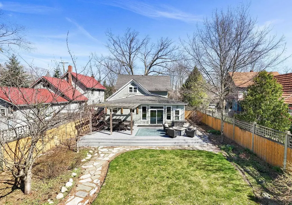 206 E Ninth Street Traverse City City MI 49684