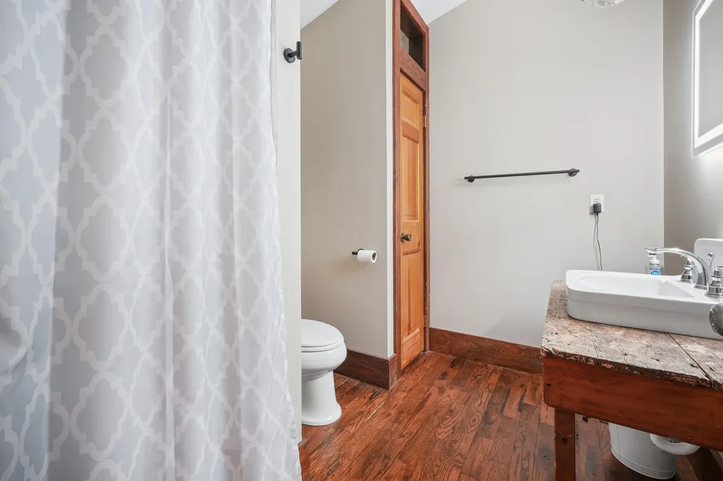 206 E Ninth Street Traverse City City MI 49684
