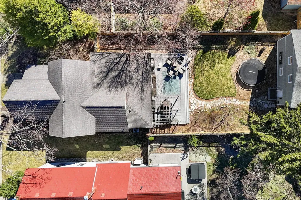 206 E Ninth Street Traverse City City MI 49684