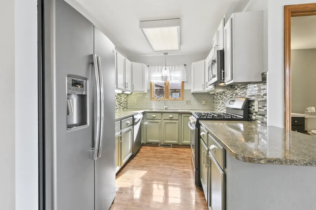221 Wildwood Drive Cadillac City MI 49601