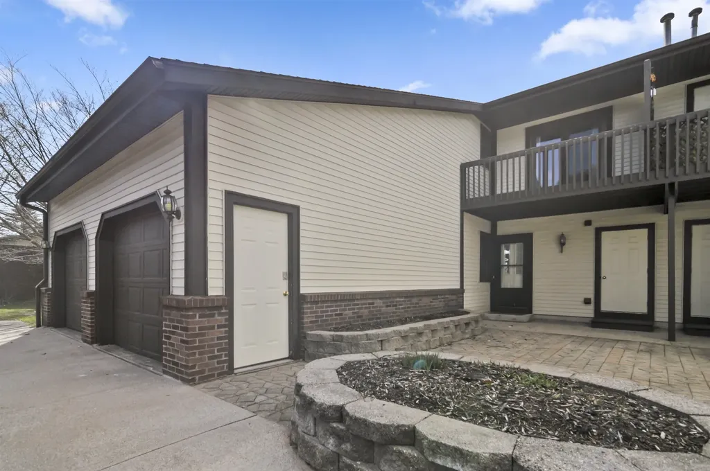221 Wildwood Drive Cadillac City MI 49601