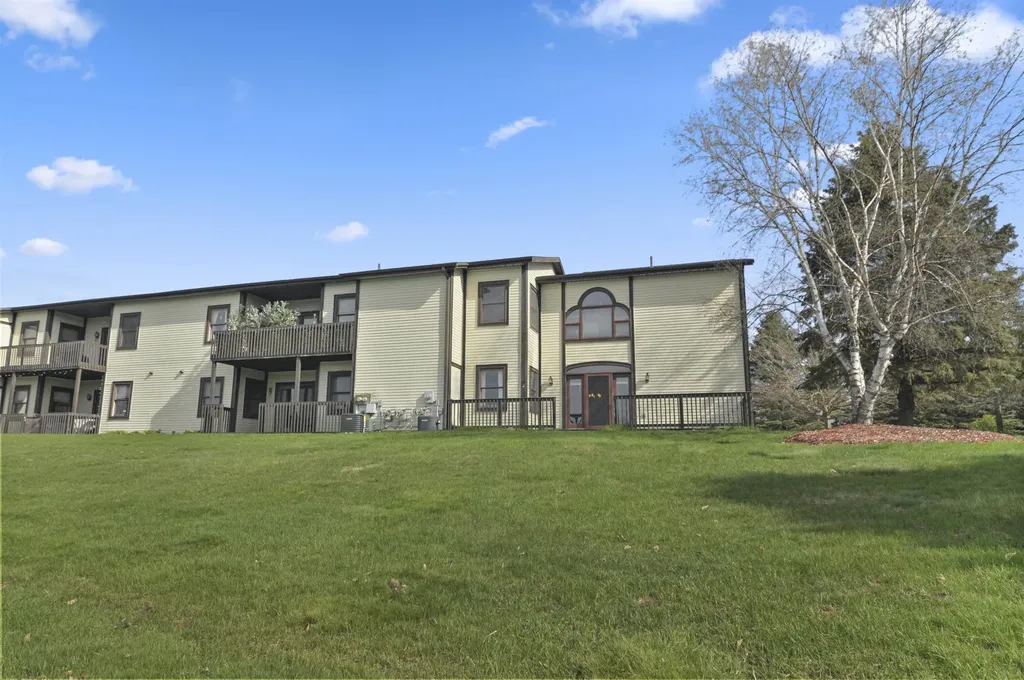 221 Wildwood Drive Cadillac City MI 49601