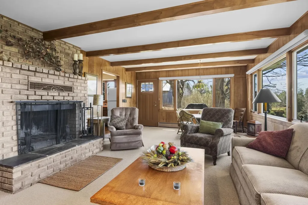 8952 Ridge Road Eveline Township MI 49727