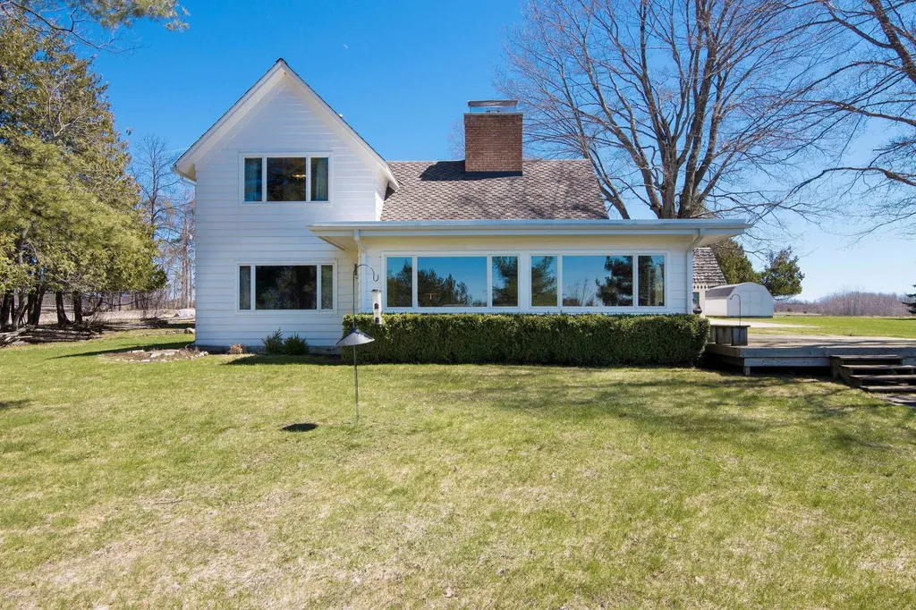 8952 Ridge Road Eveline Township MI 49727