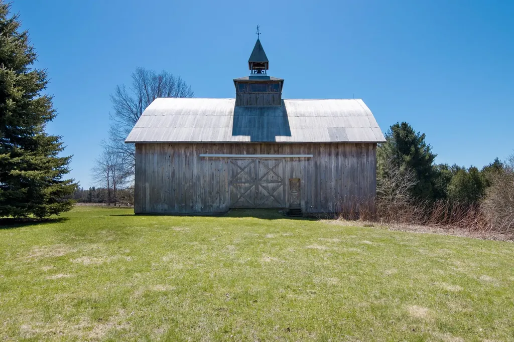 8952 Ridge Road Eveline Township MI 49727