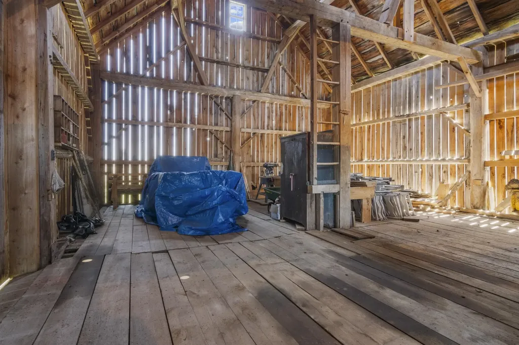 8952 Ridge Road Eveline Township MI 49727