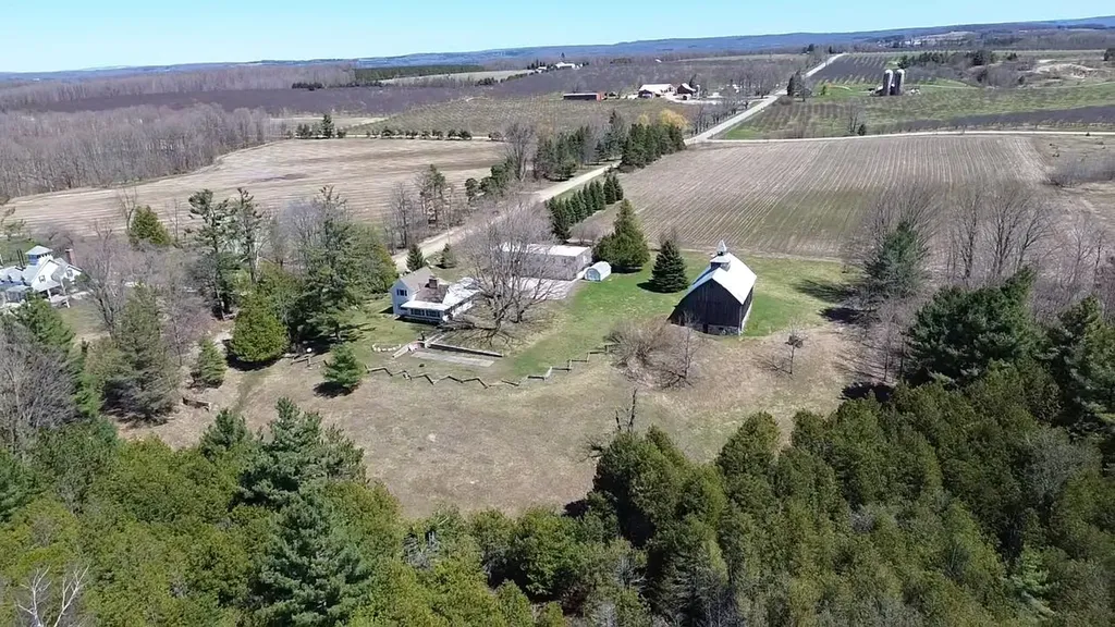 8952 Ridge Road Eveline Township MI 49727