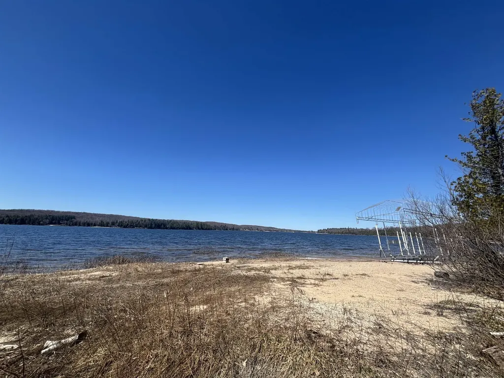 8952 Ridge Road Eveline Township MI 49727