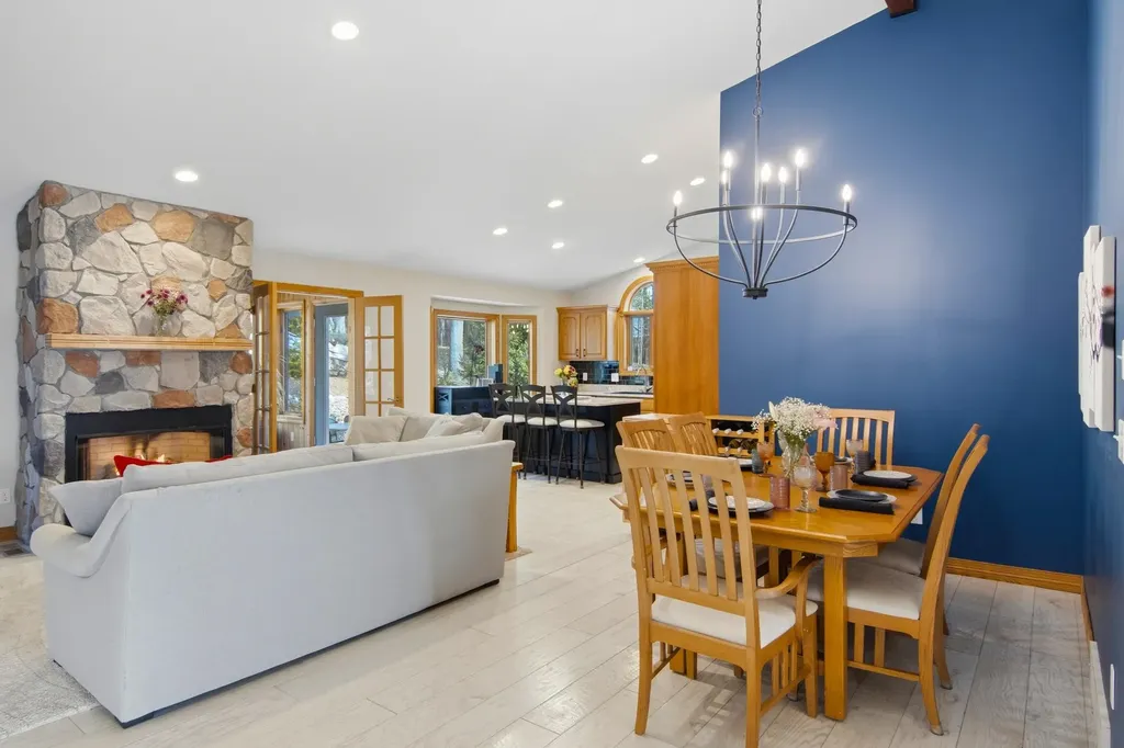 4473 Paper Birch Lane Acme Township MI 49686