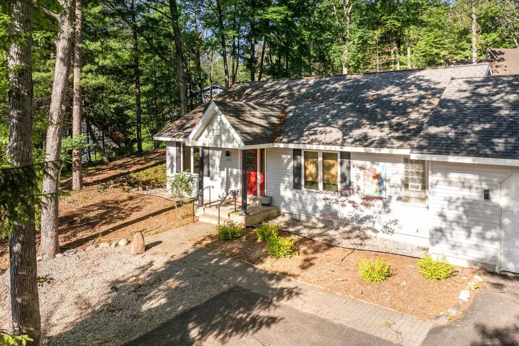 4473 Paper Birch Lane Acme Township MI 49686
