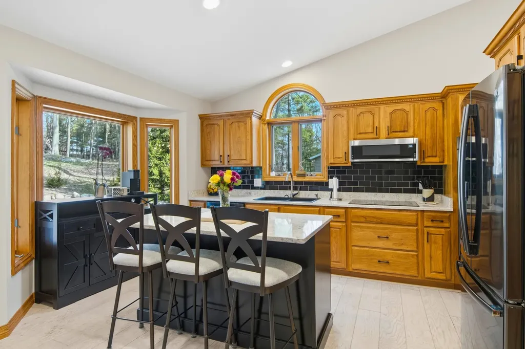 4473 Paper Birch Lane Acme Township MI 49686