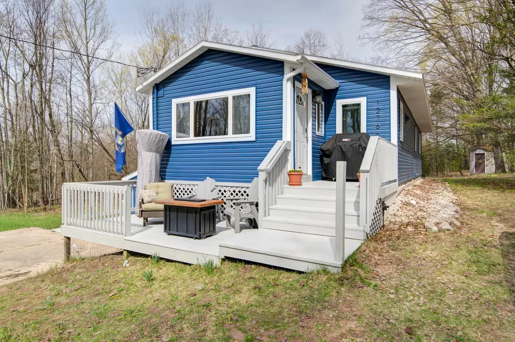 12766 Oakley Road Platte Township MI 49640