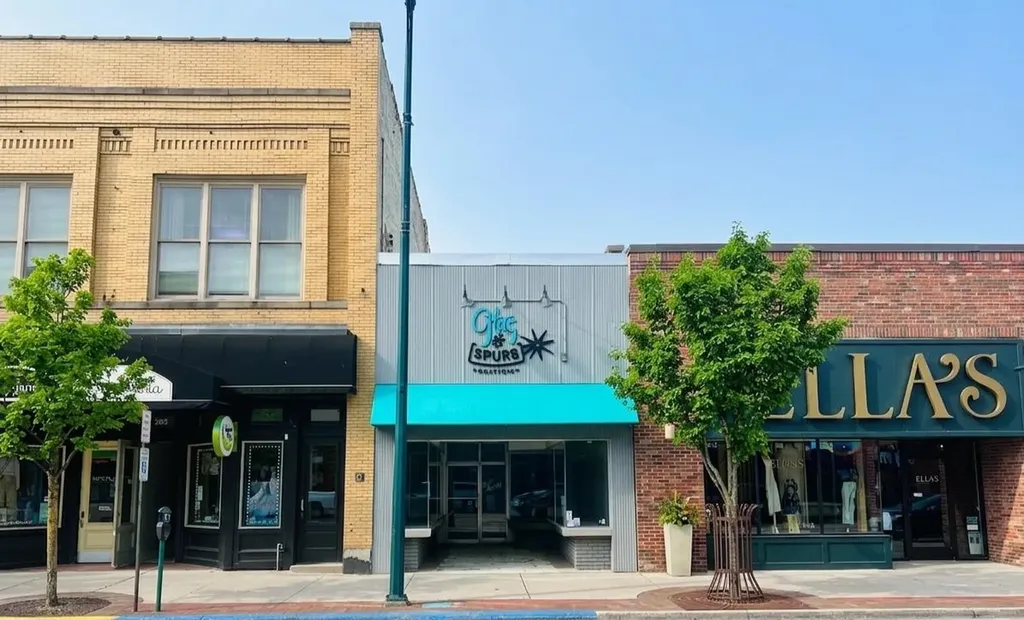 207 E Front Street Traverse City City MI 49684