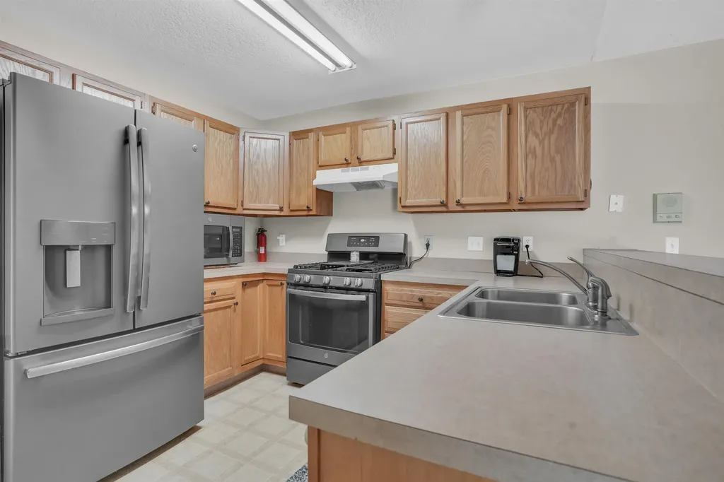 895 Meadowview Court Cadillac City MI 49601