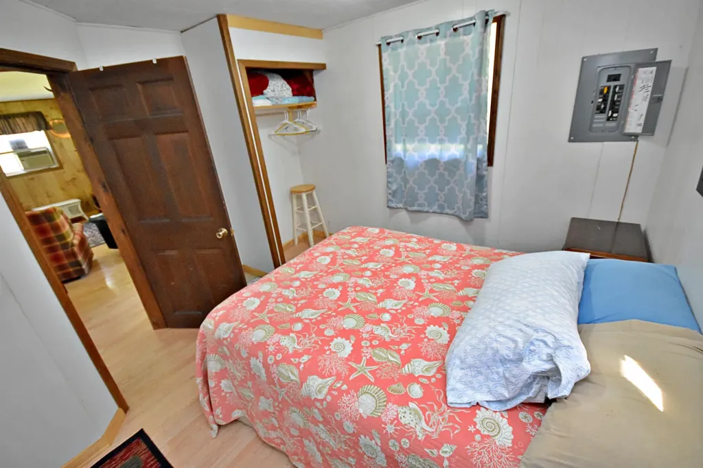 11385 Stockwell Redding Township MI 49665