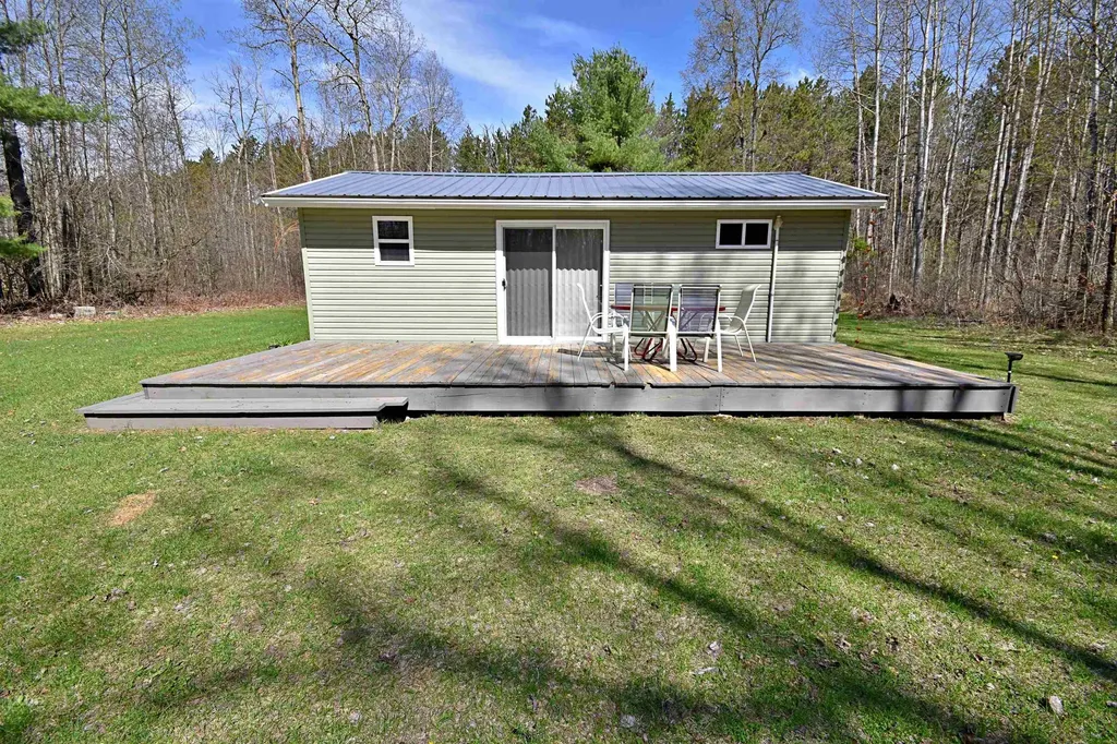 11385 Stockwell Redding Township MI 49665
