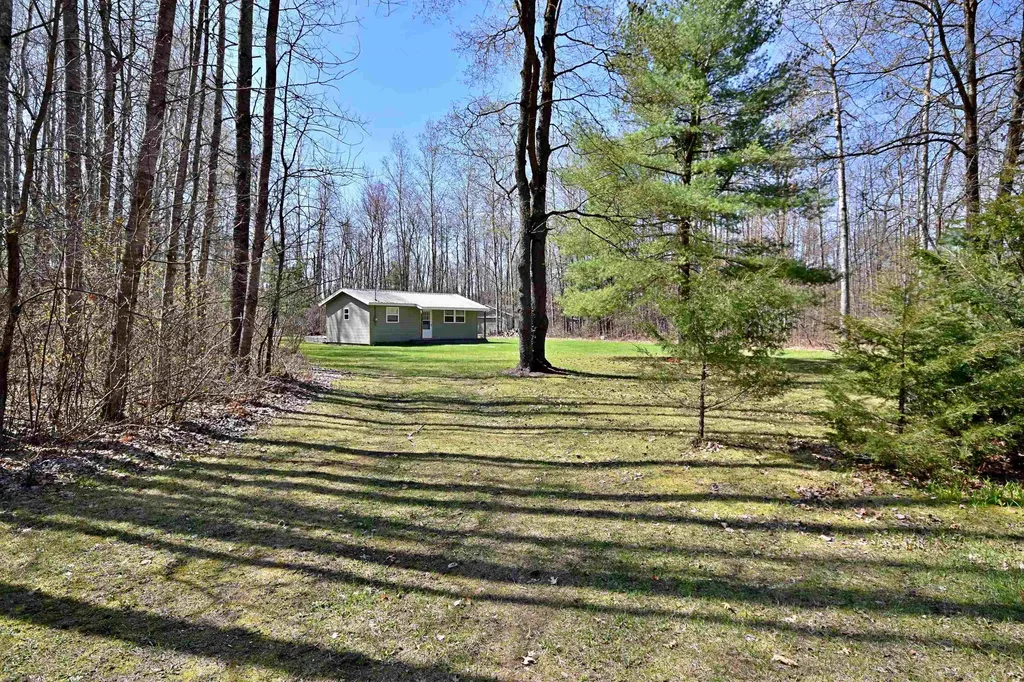 11385 Stockwell Redding Township MI 49665