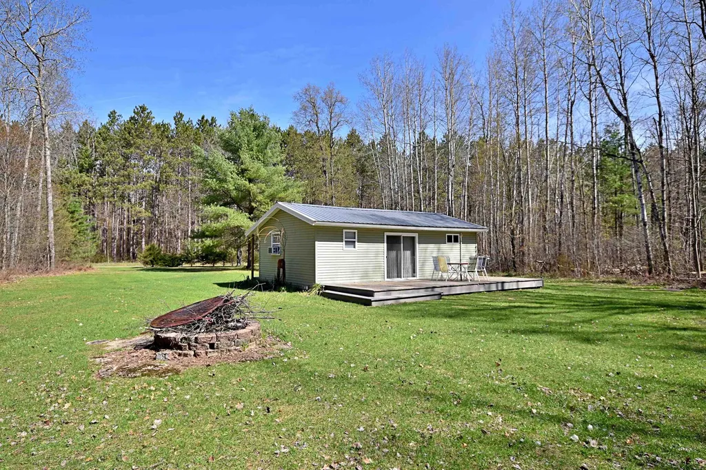 11385 Stockwell Redding Township MI 49665