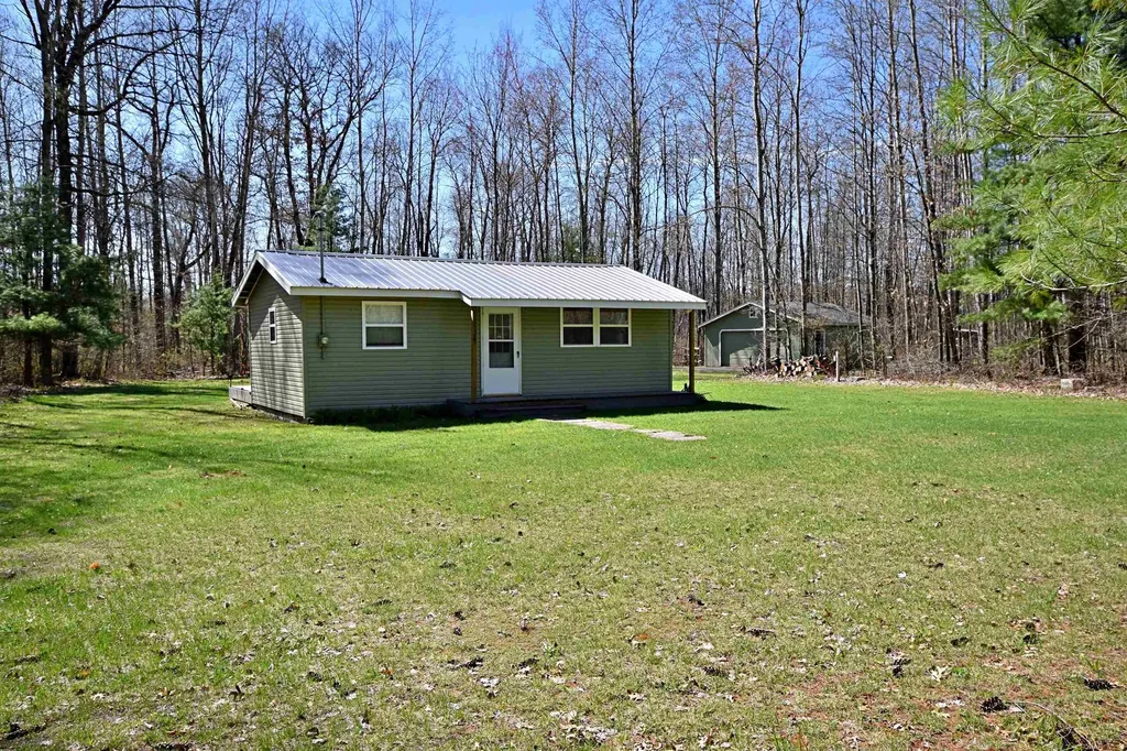 11385 Stockwell Redding Township MI 49665