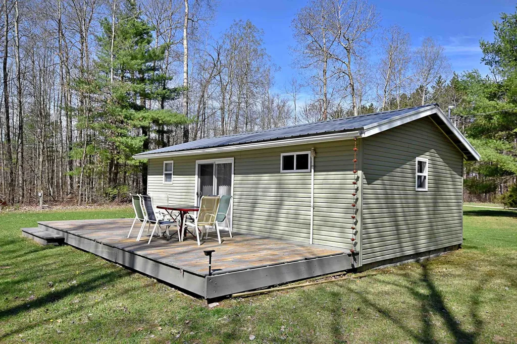 11385 Stockwell Redding Township MI 49665